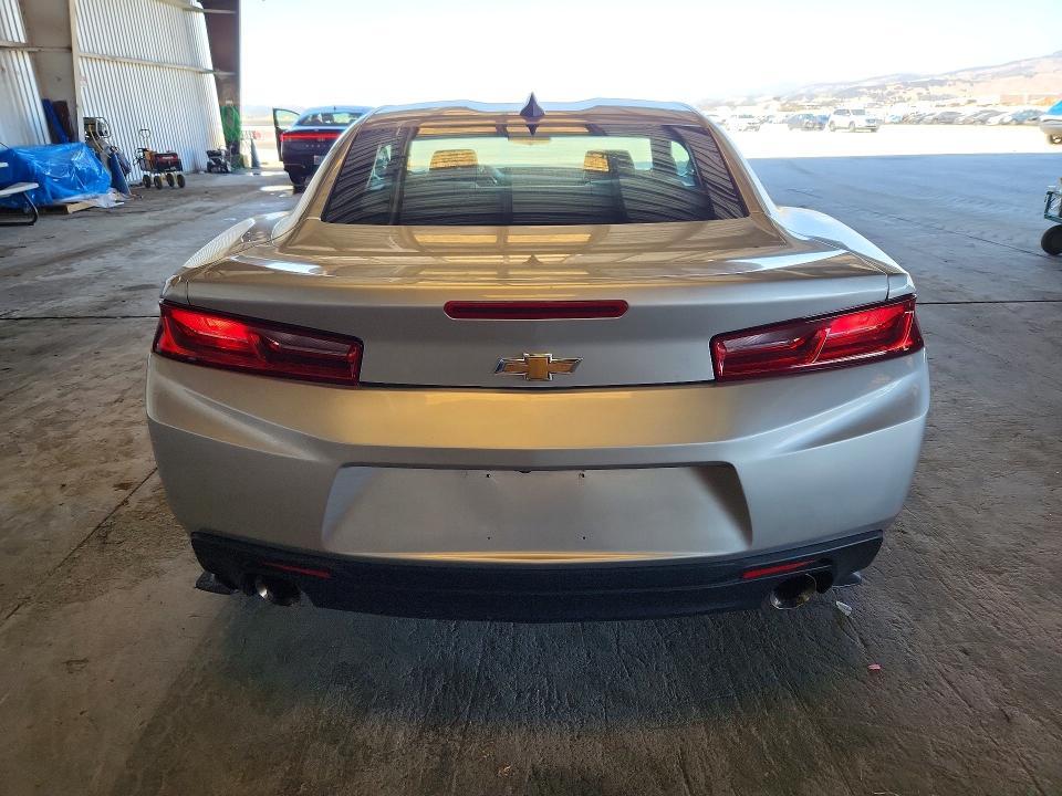 2018 CHEVROLET CAMARO LT — Фото 6 из 12
