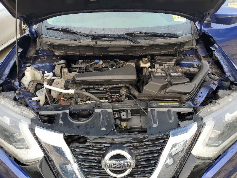 2017 NISSAN ROGUE SV — Фото 12 из 13