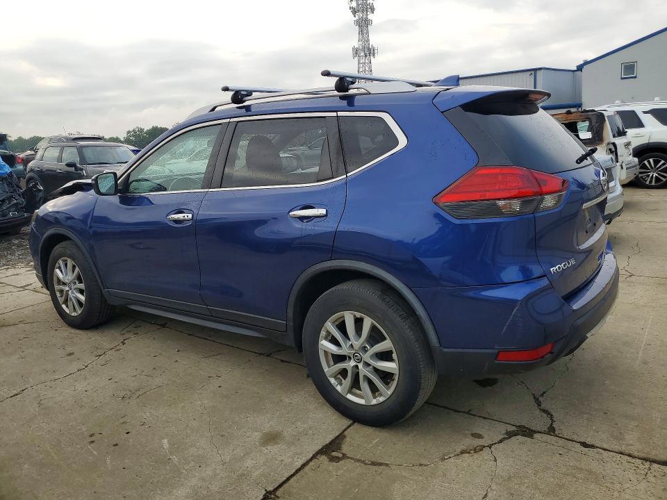 2017 NISSAN ROGUE SV — Фото 2 из 13