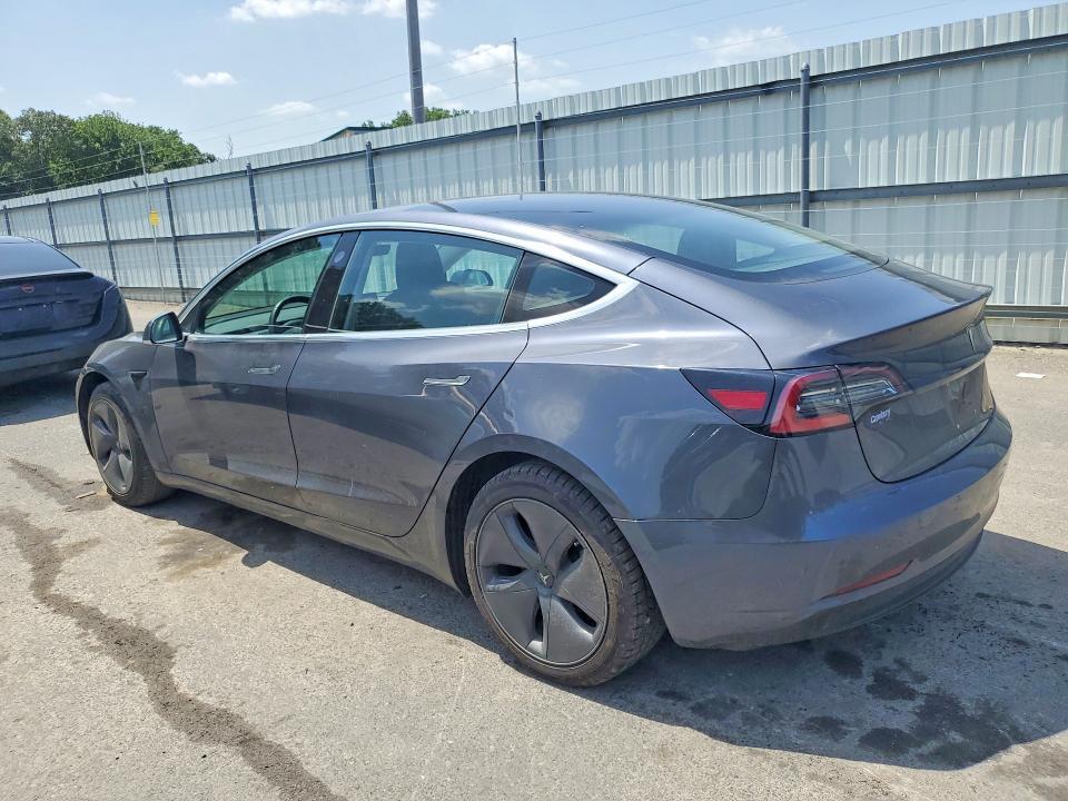 2017 TESLA MODEL 3 — Фото 2 из 12