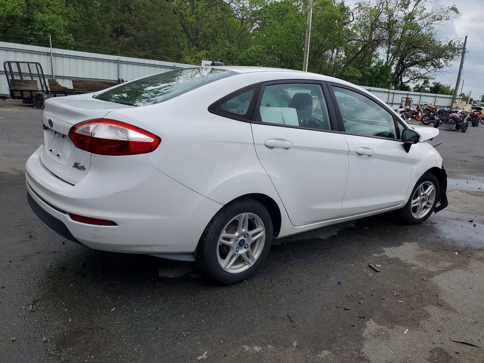 2017 FORD FIESTA SE — Фото 3 из 12