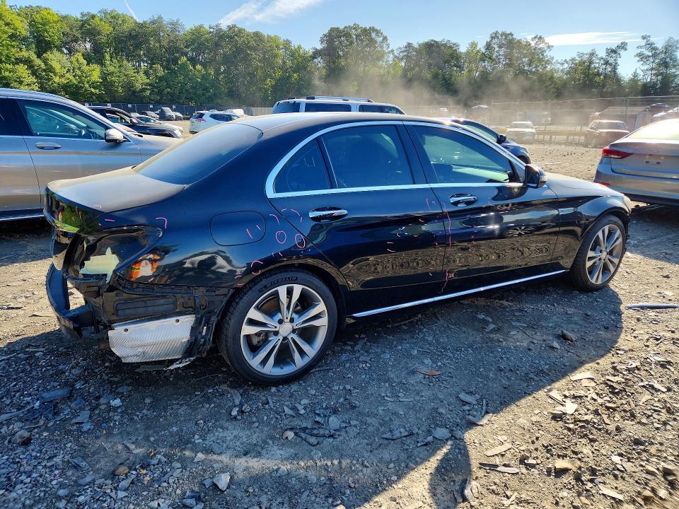 2017 MERCEDES-BENZ C 300 — Фото 3 из 12