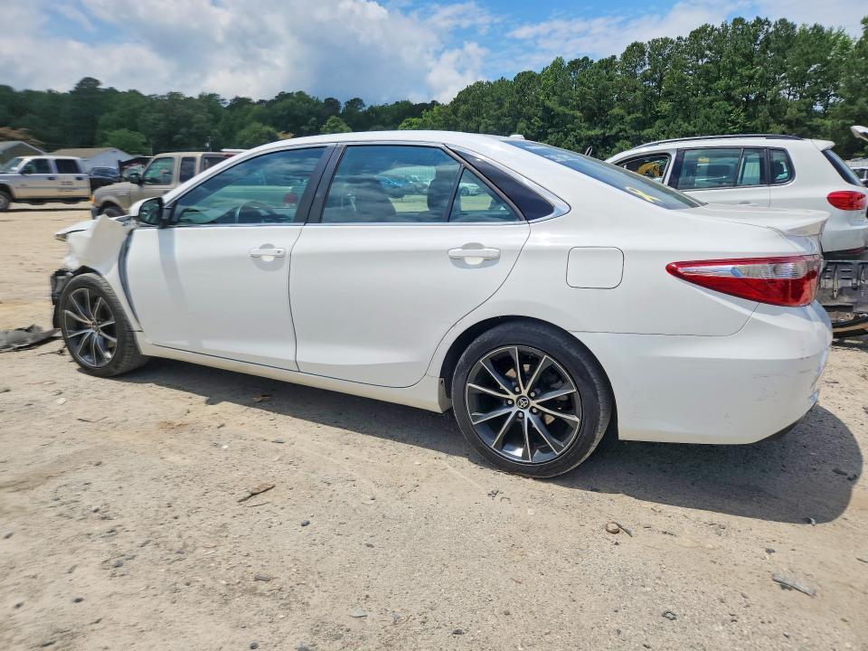 2017 TOYOTA CAMRY XSE — Фото 2 из 13