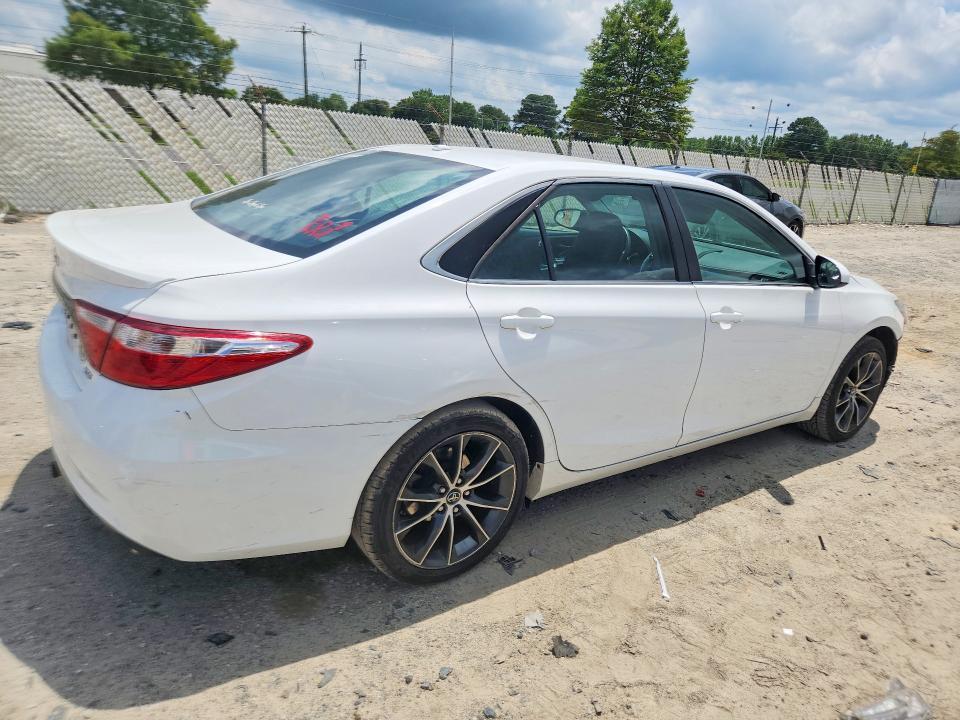 2017 TOYOTA CAMRY XSE — Фото 3 из 13
