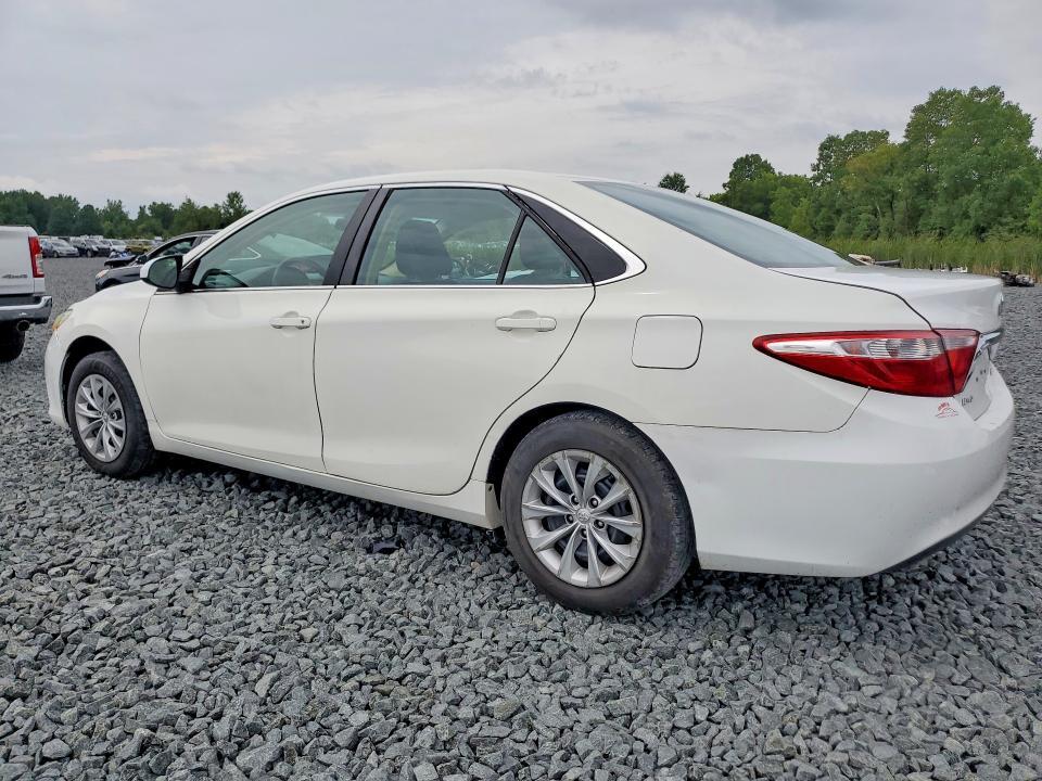 2017 TOYOTA CAMRY — Фото 2 из 12