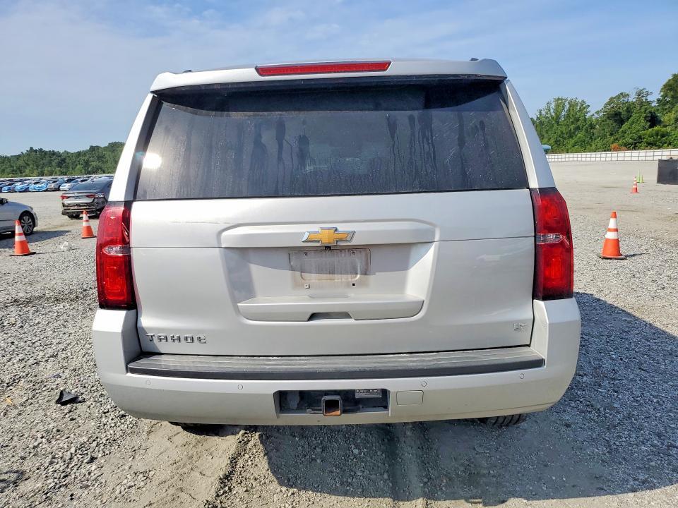 2017 CHEVROLET TAHOE C1500 LT — Фото 6 из 13
