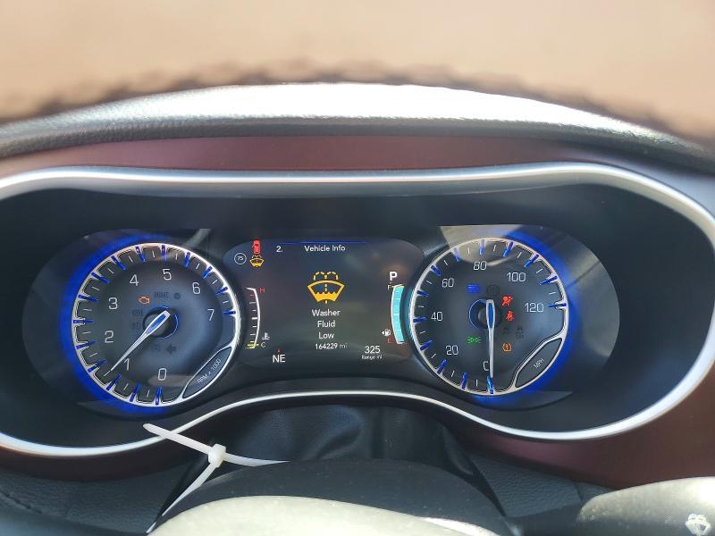 2017 CHRYSLER PACIFICA LIMITED — Фото 9 из 14