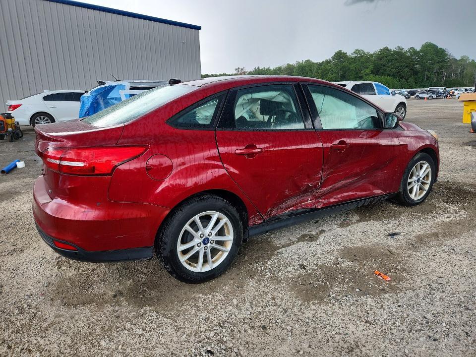 2017 FORD FOCUS SE — Фото 3 из 12
