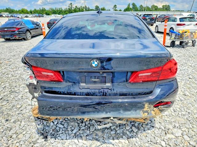 2017 BMW 540 XI — Фото 6 из 12