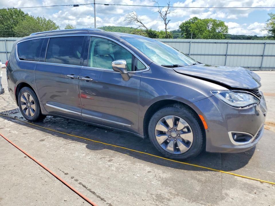 2017 CHRYSLER PACIFICA EHYBRID PLATINUM — Фото 4 из 13