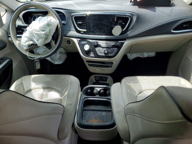 2017 CHRYSLER PACIFICA EHYBRID PLATINUM — Фото 8 из 13