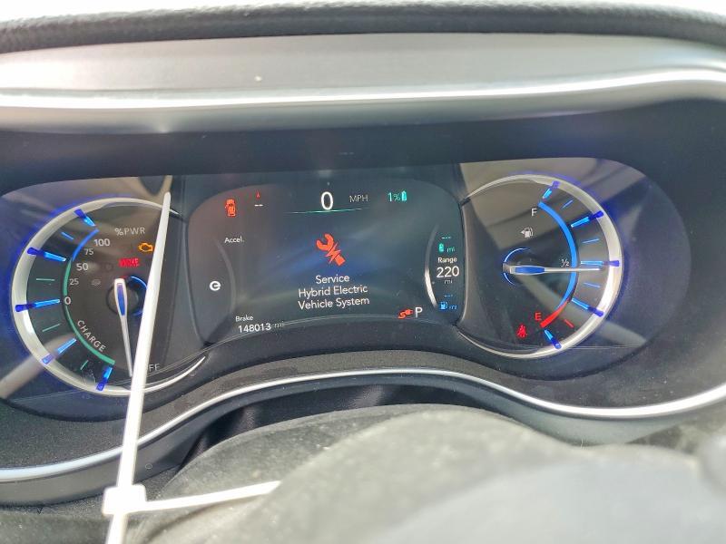 2017 CHRYSLER PACIFICA EHYBRID PLATINUM — Фото 9 из 13
