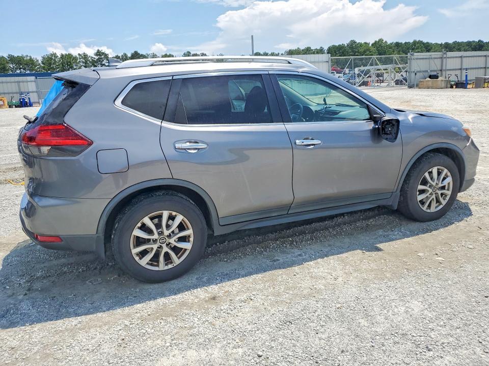 2017 NISSAN ROGUE SV — Фото 3 из 12