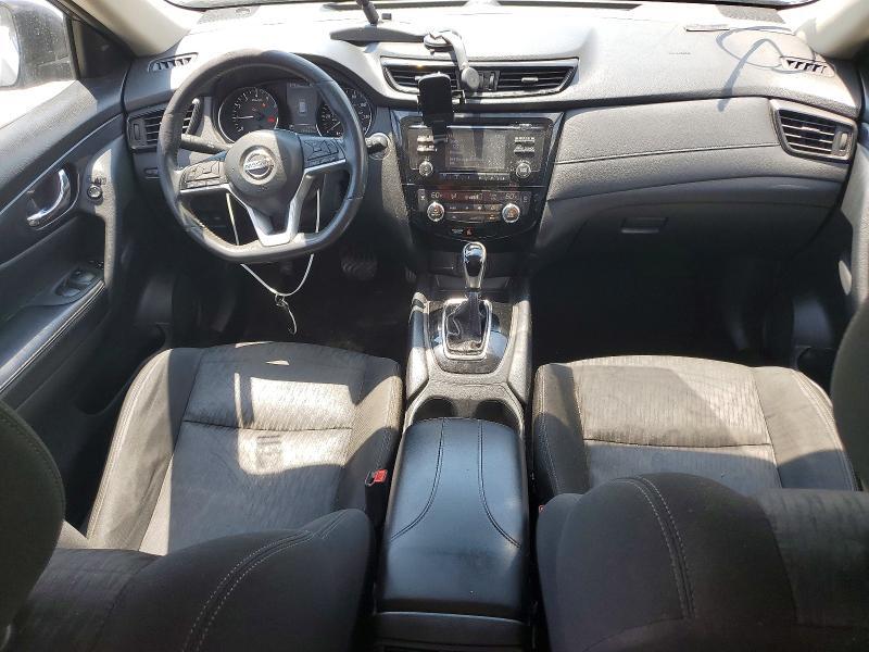 2017 NISSAN ROGUE SV — Фото 8 из 12
