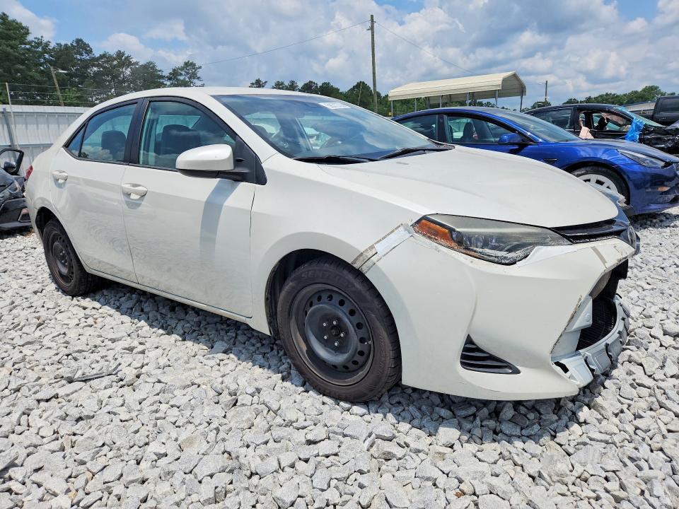 2017 TOYOTA COROLLA LE — Фото 4 из 12