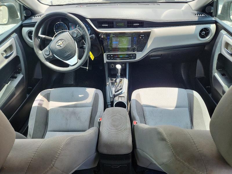 2017 TOYOTA COROLLA LE — Фото 8 из 12