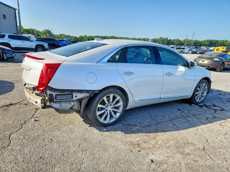 2017 CADILLAC XTS LUXURY — Фото 3 из 12