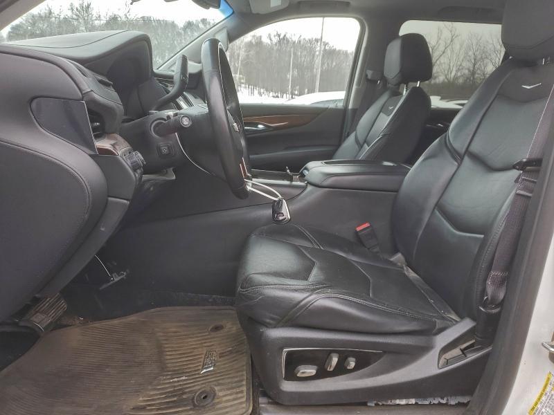 2016 CADILLAC ESCALADE LUXURY — Фото 7 из 13