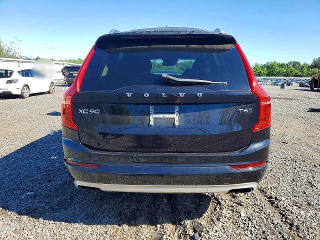 2016 VOLVO XC90 T6 — Фото 6 из 13
