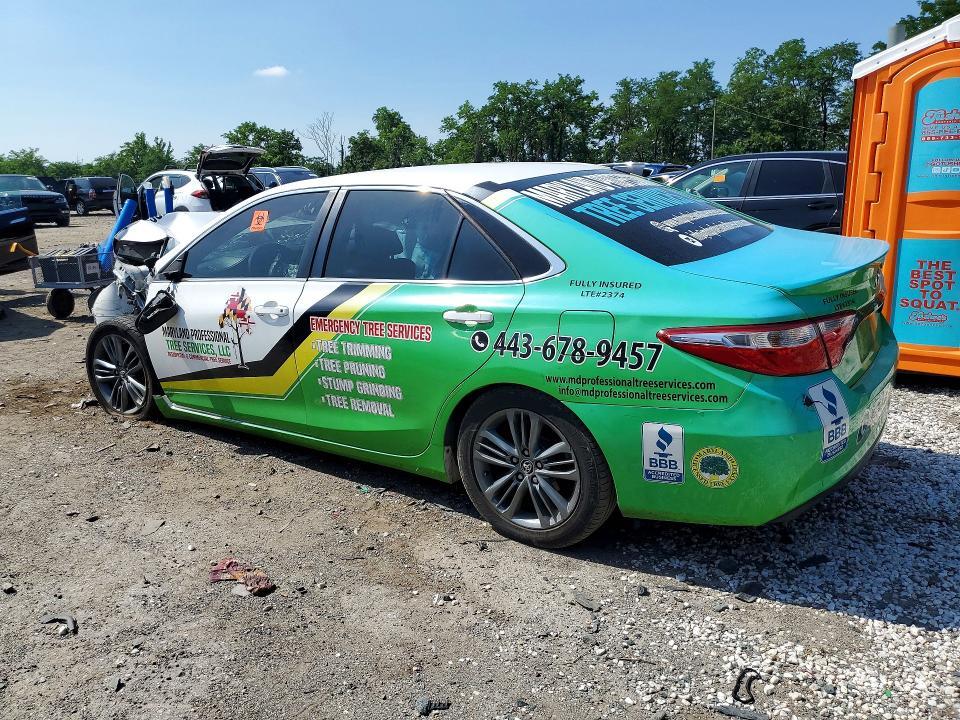 2016 TOYOTA CAMRY SE — Фото 2 из 13