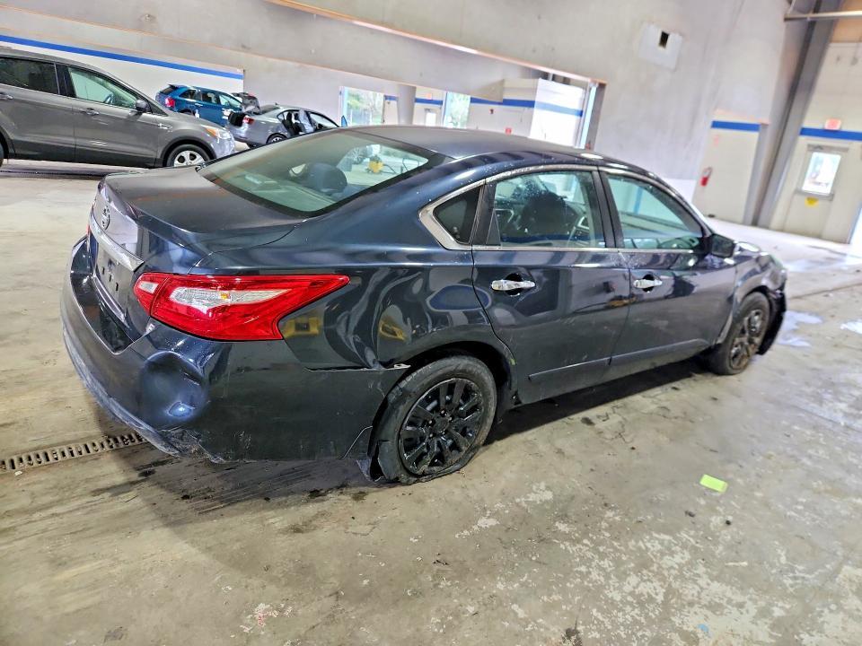1N4AL3AP3GC174183 2016 NISSAN ALTIMA photo no. 3