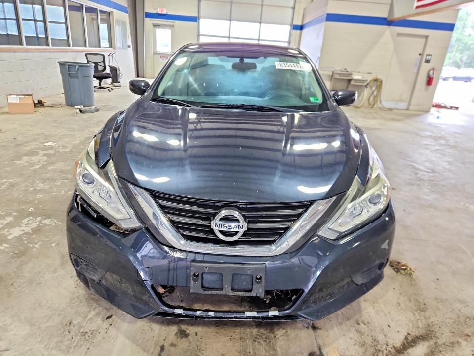 1N4AL3AP3GC174183 2016 NISSAN ALTIMA photo no. 5