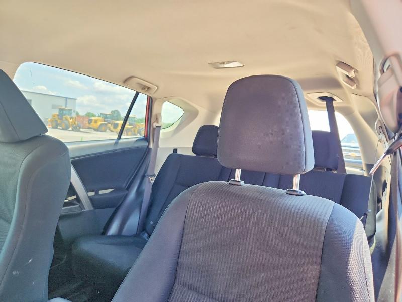 2016 TOYOTA RAV4 LE — Фото 10 из 13