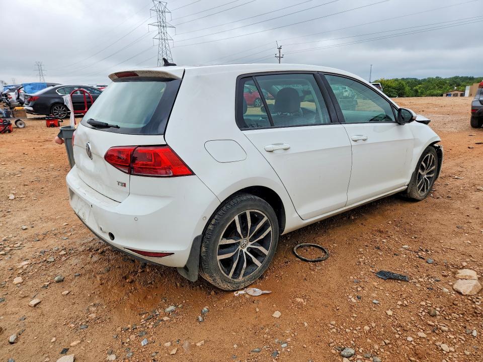 2016 VOLKSWAGEN GOLF S/SE — Фото 3 из 12