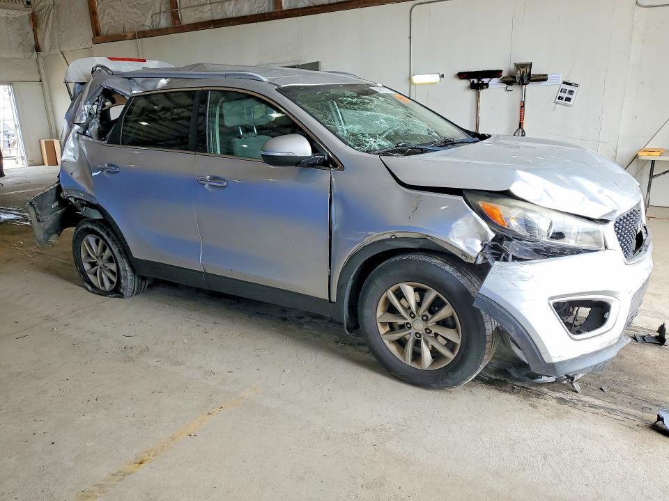 2016 KIA SORENTO LX — Фото 4 из 13