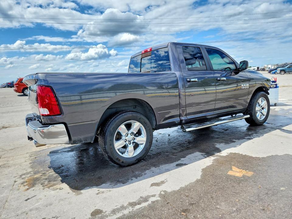 2016 RAM 1500 SLT — Фото 3 из 13