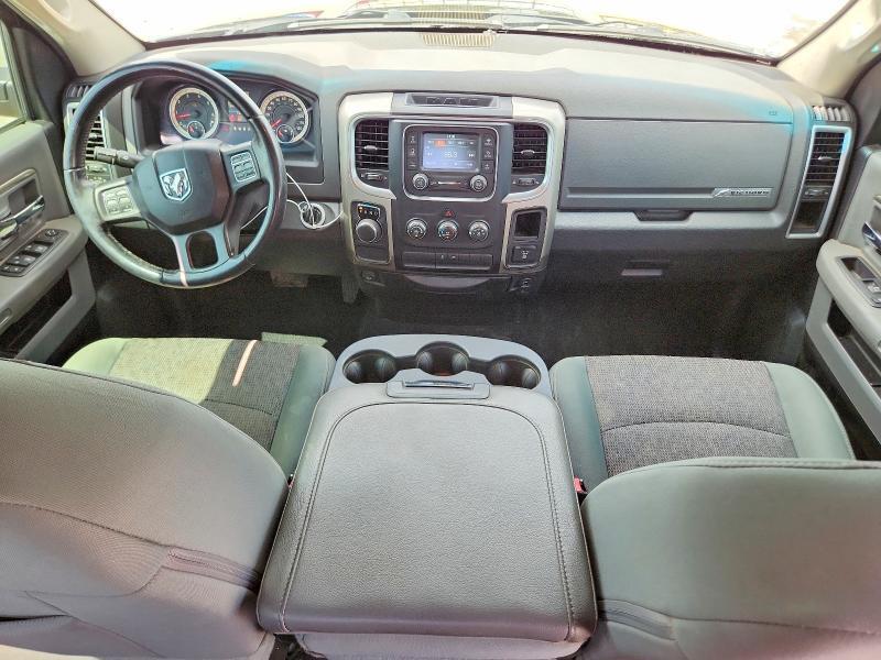 2016 RAM 1500 SLT — Фото 8 из 13