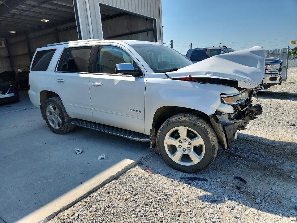 2016 CHEVROLET TAHOE K1500 LTZ — Фото 4 из 14