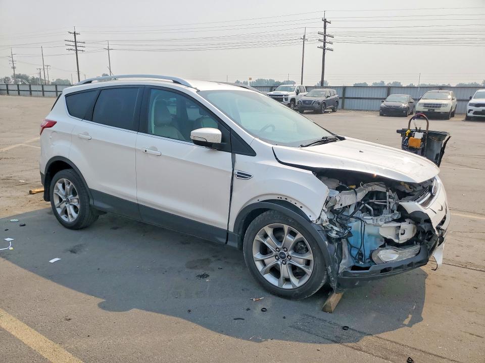 1FMCU9JX1GUC79717 2016 FORD ESCAPE photo no. 4