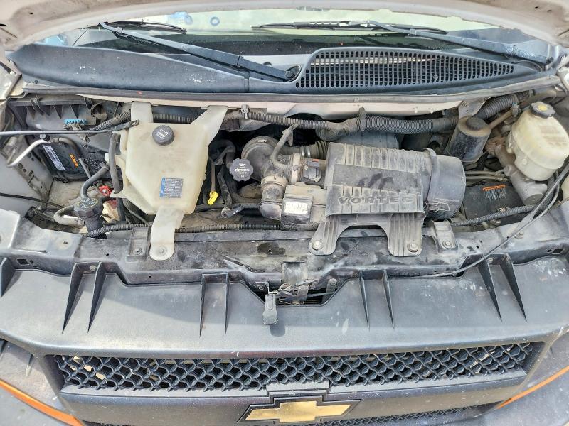 2016 CHEVROLET EXPRESS G2500 — Фото 12 из 13
