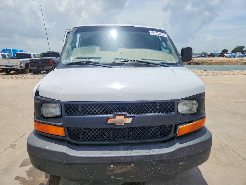 2016 CHEVROLET EXPRESS G2500 — Фото 5 из 13