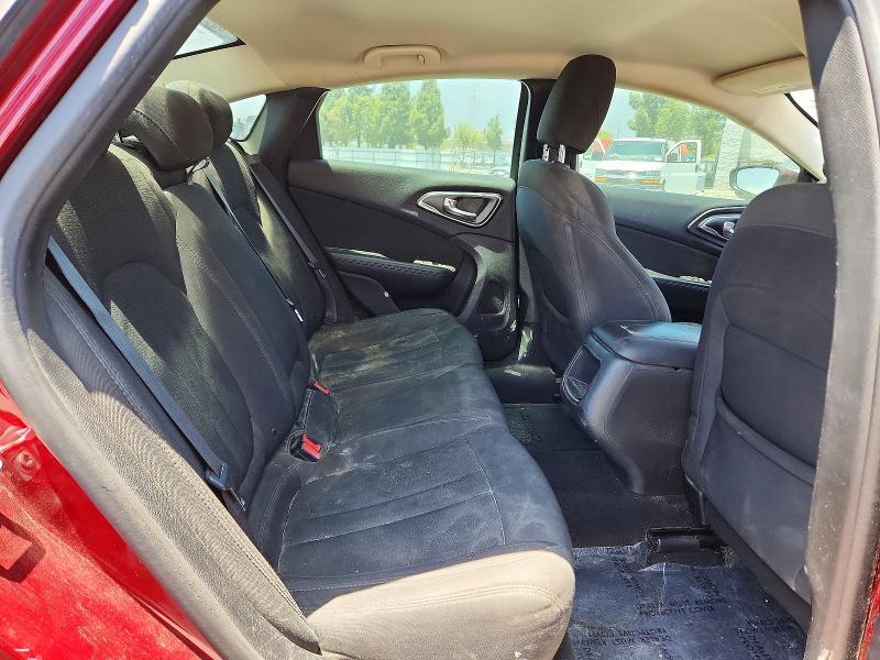 2016 CHRYSLER 200 LX — Фото 10 из 12