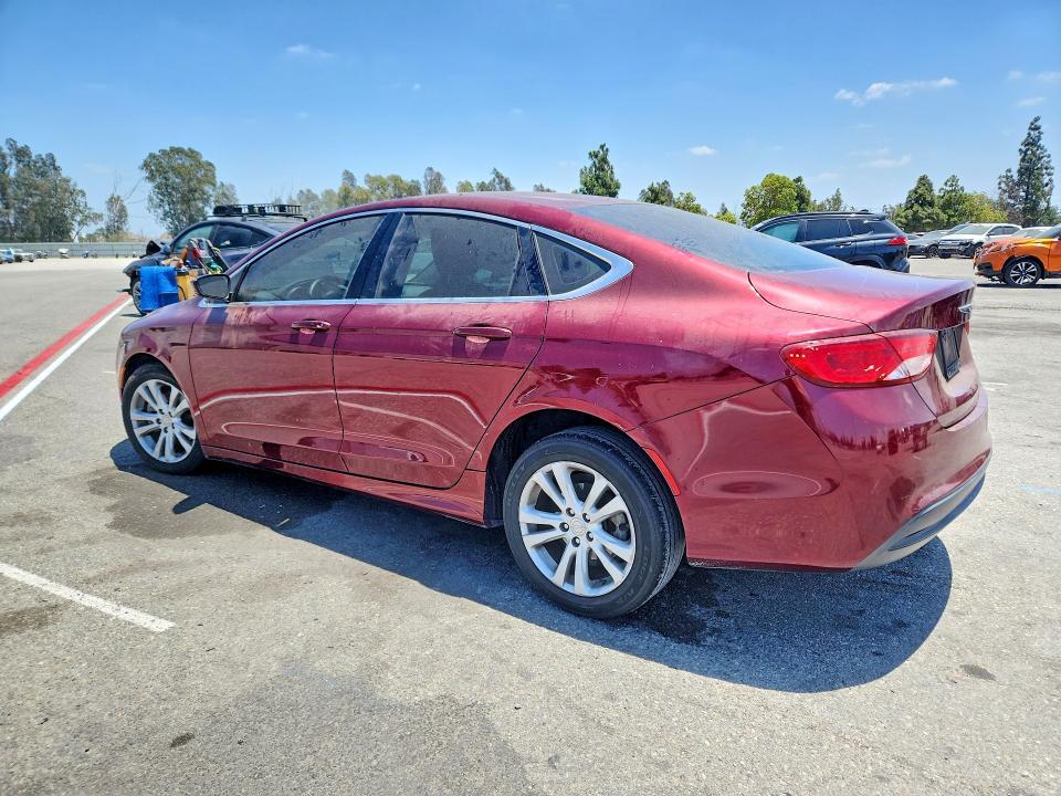 2016 CHRYSLER 200 LX — Фото 2 из 12
