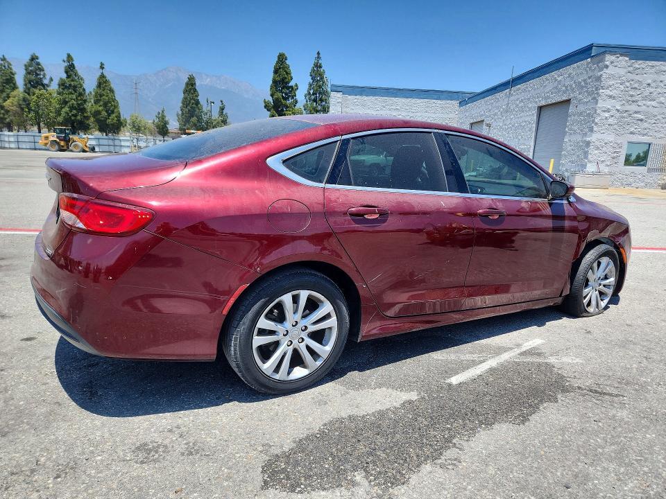 2016 CHRYSLER 200 LX — Фото 3 из 12