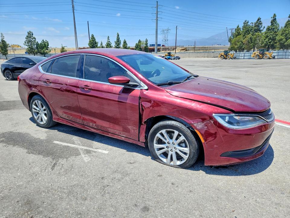 2016 CHRYSLER 200 LX — Фото 4 из 12