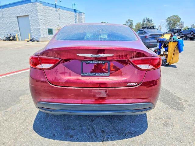 2016 CHRYSLER 200 LX — Фото 6 из 12