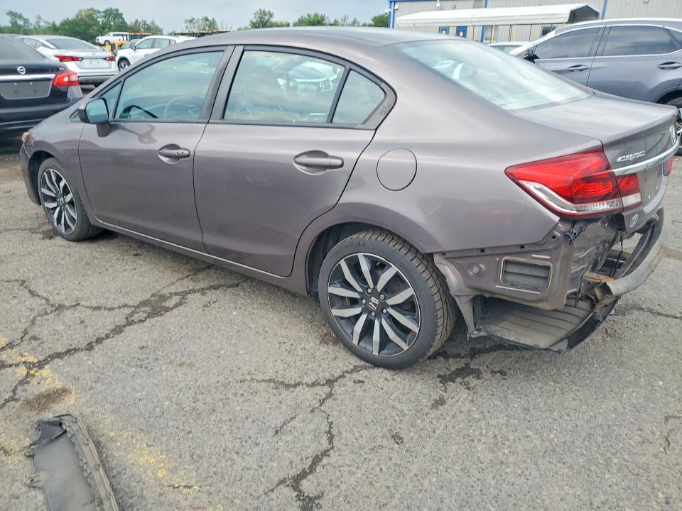 19XFB2F95FE235385 2015 HONDA CIVIC photo no. 2