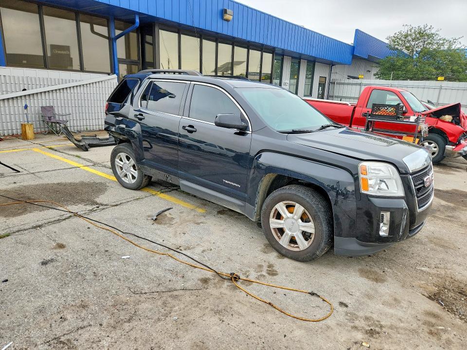 2015 GMC TERRAIN SLT — Фото 4 из 13