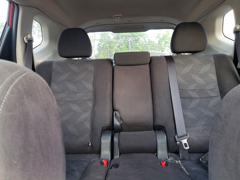 2015 NISSAN ROGUE SV — Фото 10 из 13