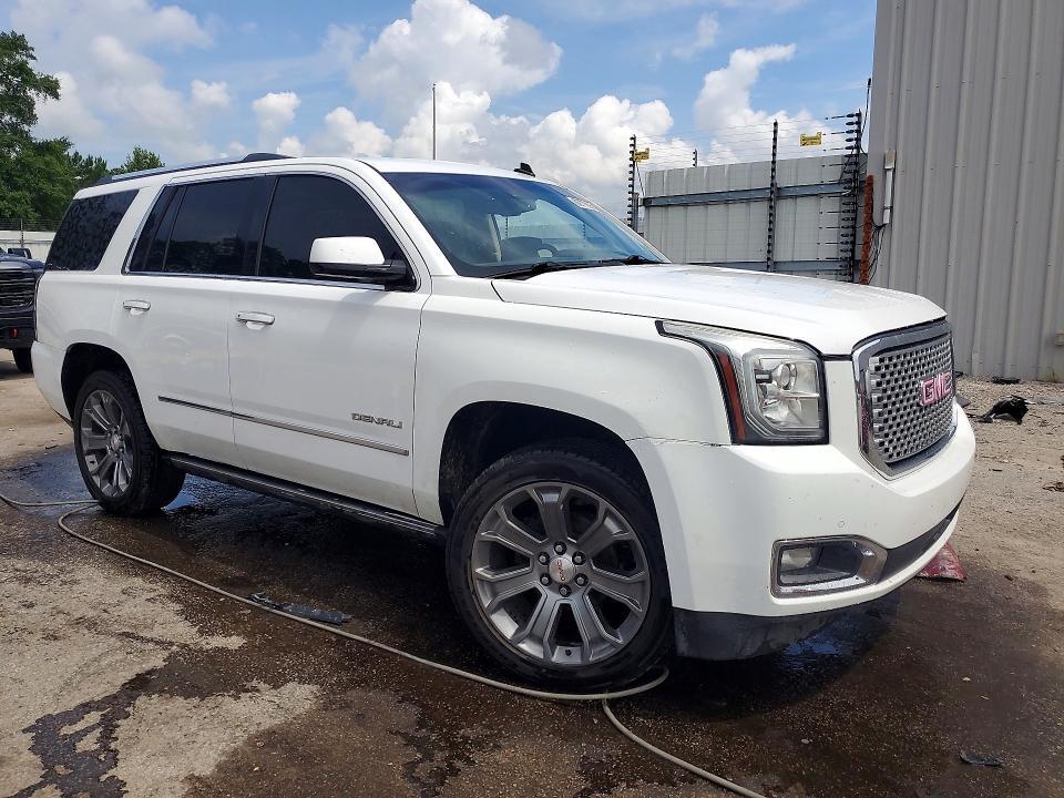 2015 GMC YUKON DENALI — Фото 4 из 13