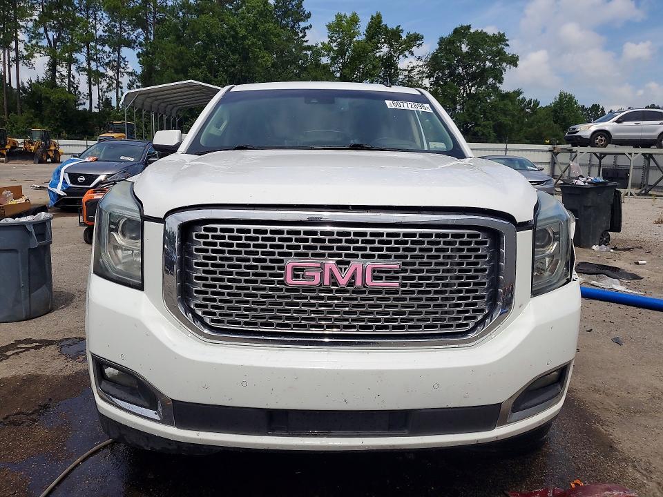 2015 GMC YUKON DENALI — Фото 5 из 13