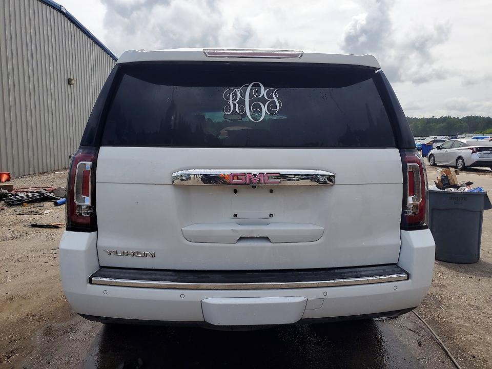 2015 GMC YUKON DENALI — Фото 6 из 13