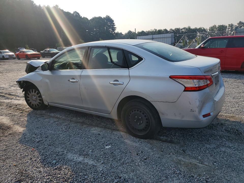 2015 NISSAN SENTRA S — Фото 2 из 12