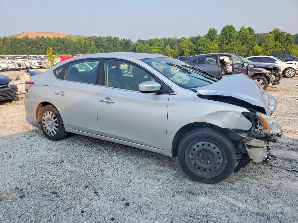 2015 NISSAN SENTRA S — Фото 4 из 12