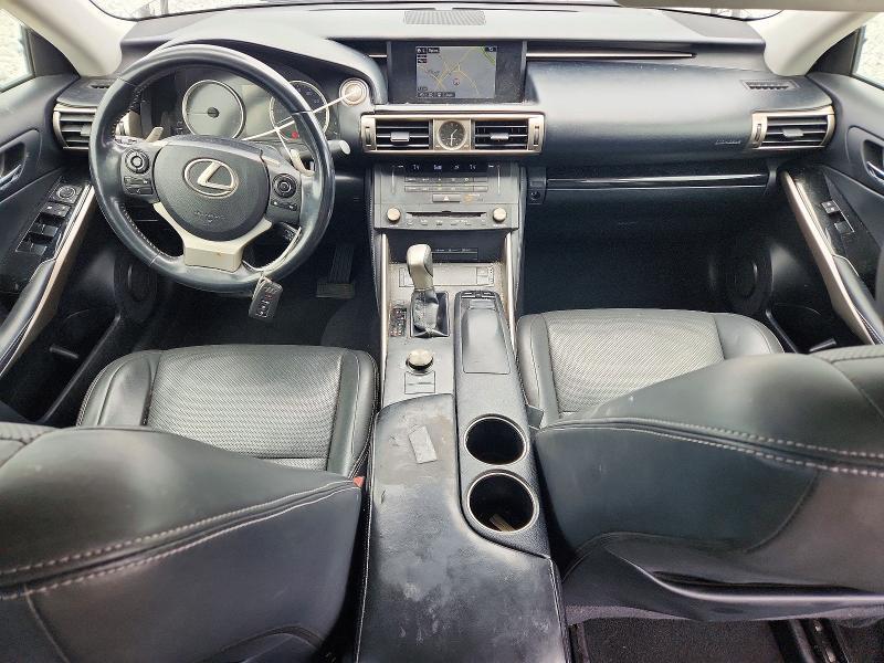 2015 LEXUS IS 250 — Фото 8 из 12