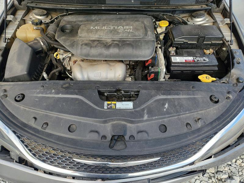 2015 CHRYSLER 200 LIMITED — Фото 11 из 12